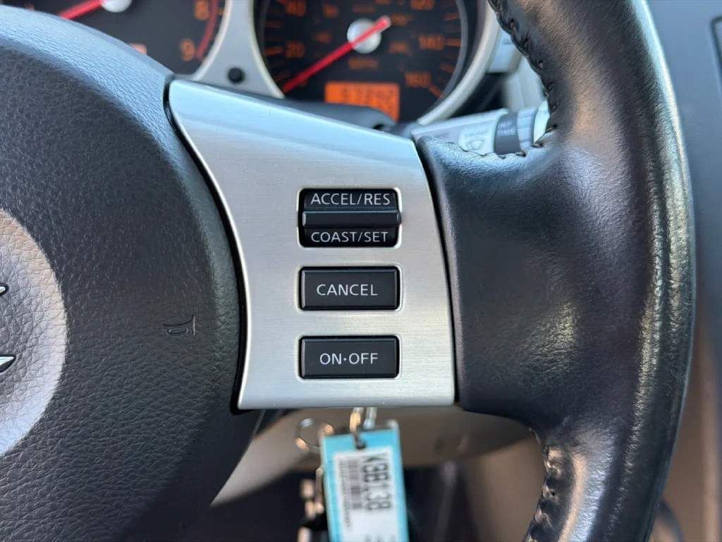 Used 2007 Blue Nissan Touring image 21