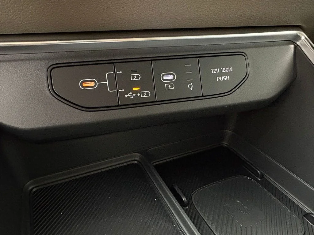 New 2026 Ceramic Silver Kia EX image 33