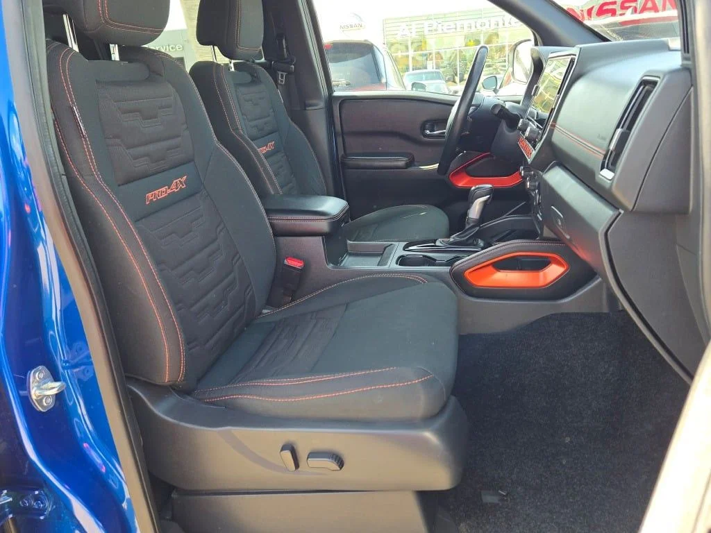 Used 2025 Blue Nissan PRO-4X image 4