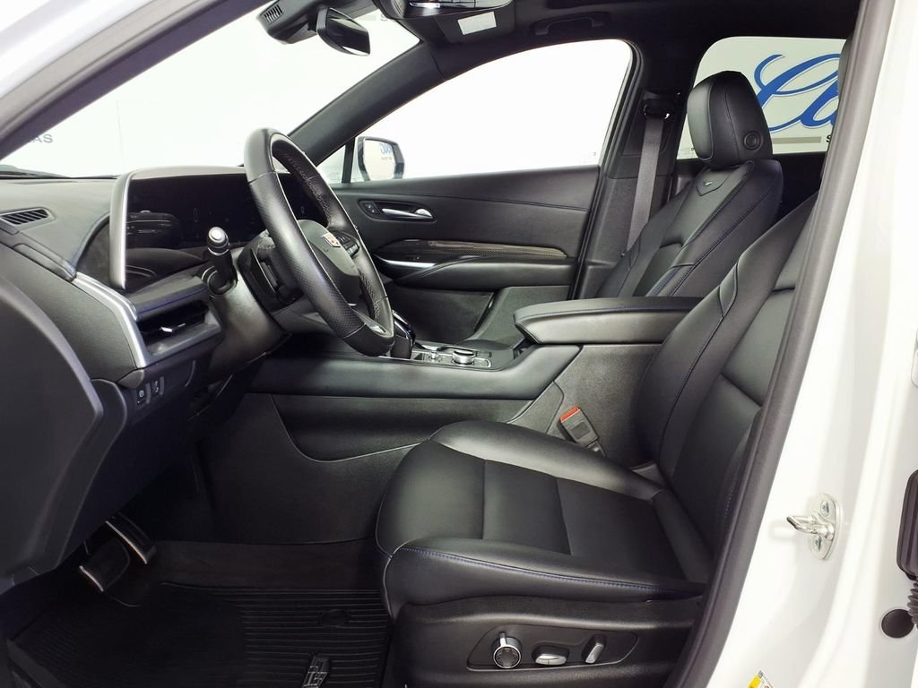 Used 2025 Crystal White Tricoat Cadillac Sport image 7
