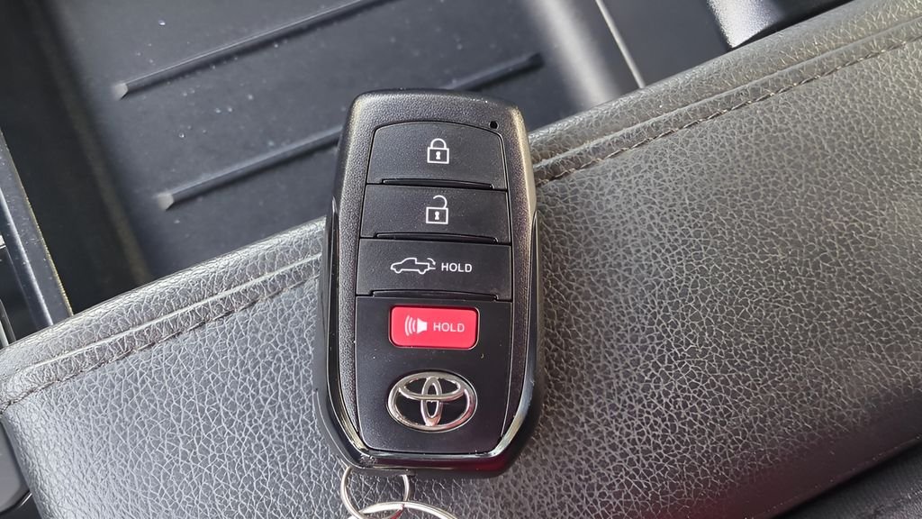 Used 2024 Silver Toyota SR5 image 30