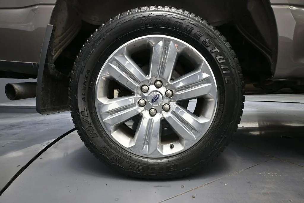 Used 2020 Gray Ford XLT image 11