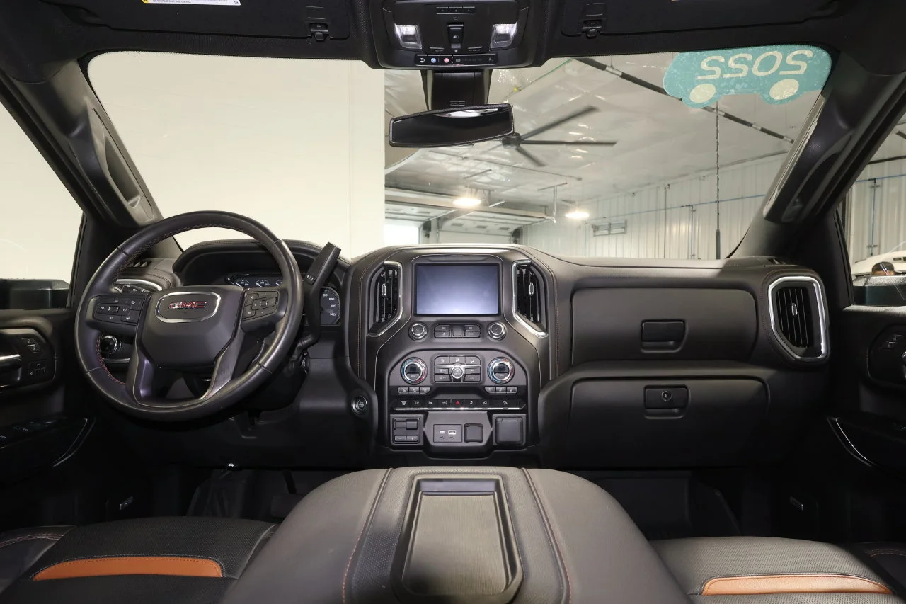 Certified Used 2022 PACIFIC BLUE METALLIC GMC AT4 image 30