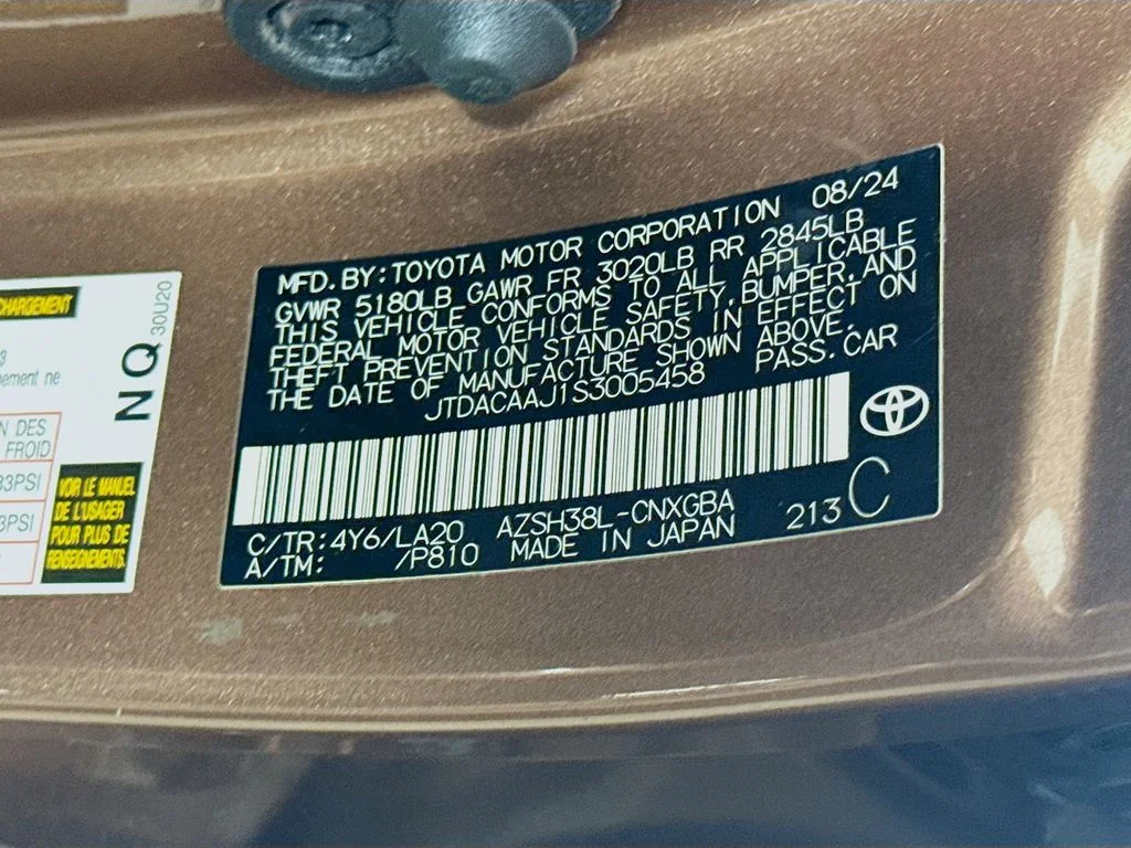 Certified Used 2025 Bronze Age Toyota Limited image 31