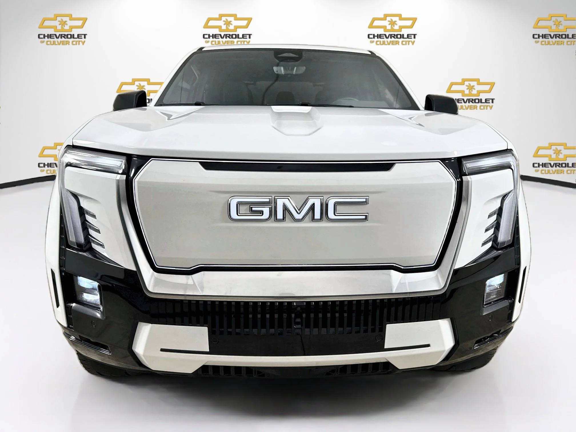 Used 2025 GMC Sierra EV Denali with VIN 1GT10MED6SU402754 for sale in Inglewood, CA