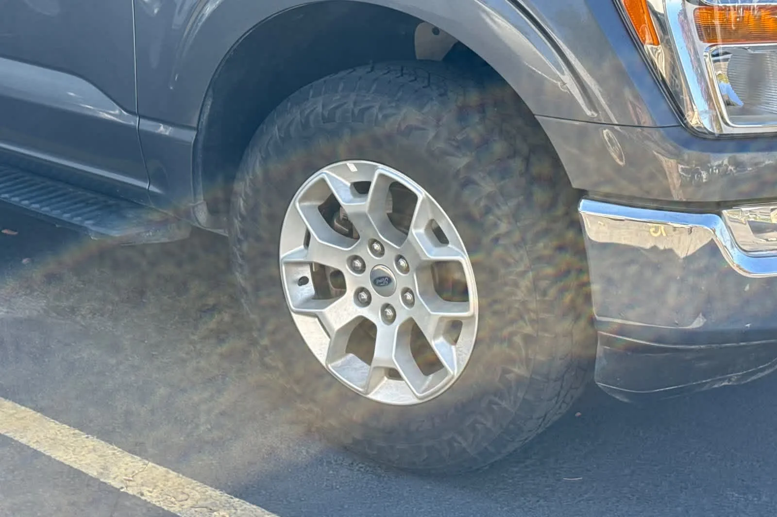 Used 2021 Carbonized Gray Metallic Ford XLT image 9