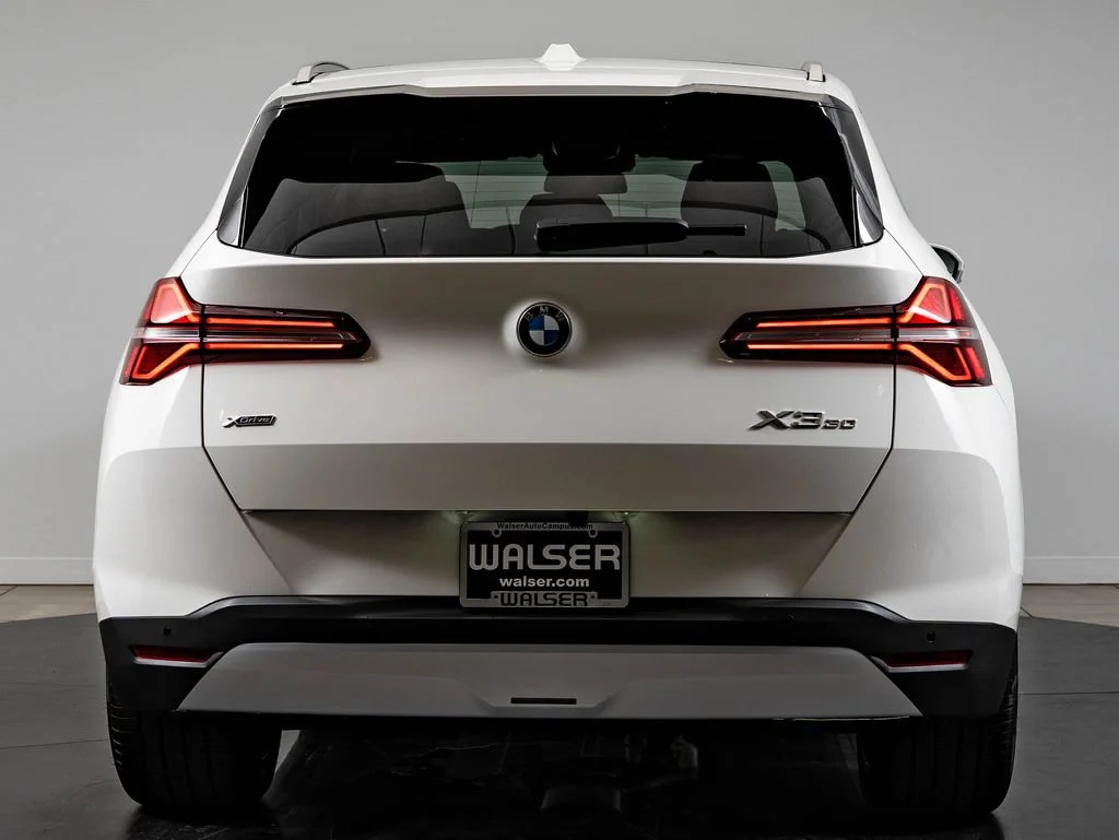 New 2026 Alpine White BMW 30 xDrive image 7