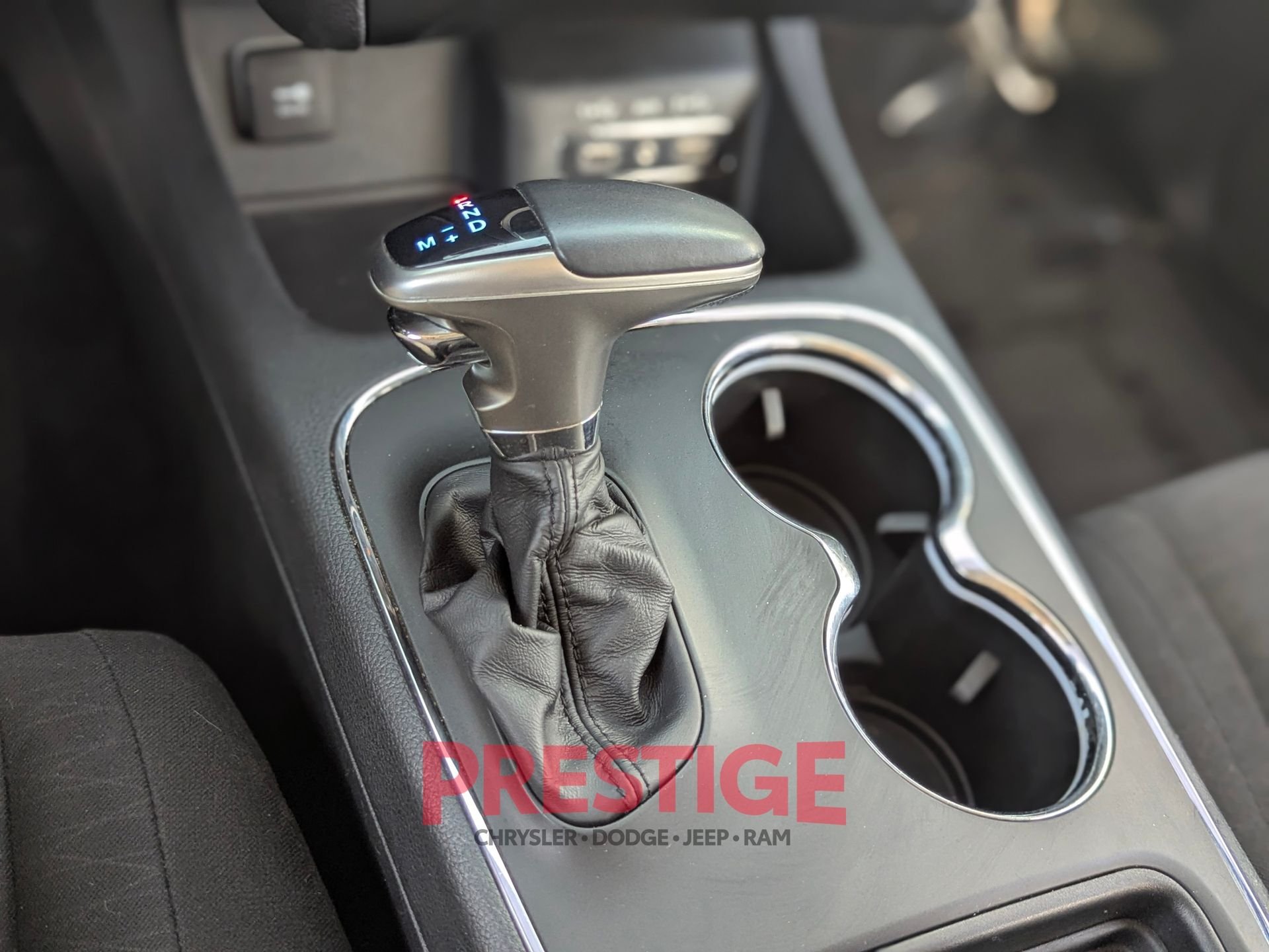Used 2018 Gray Dodge SXT image 23