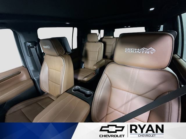 2026 Chevrolet Suburban High Country - Photo 22