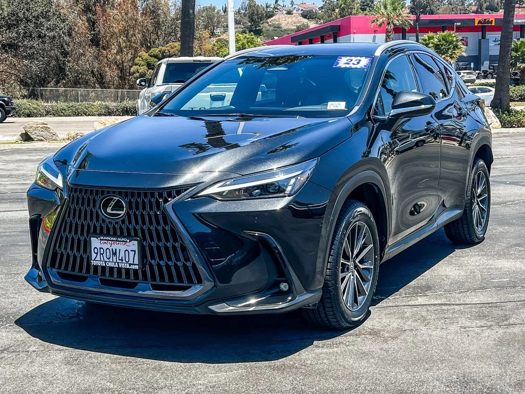 Used 2023 Black Lexus 350 Premium image 3