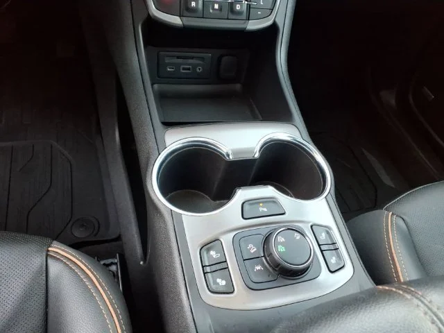 2023 GMC Terrain AT4 - Photo 11