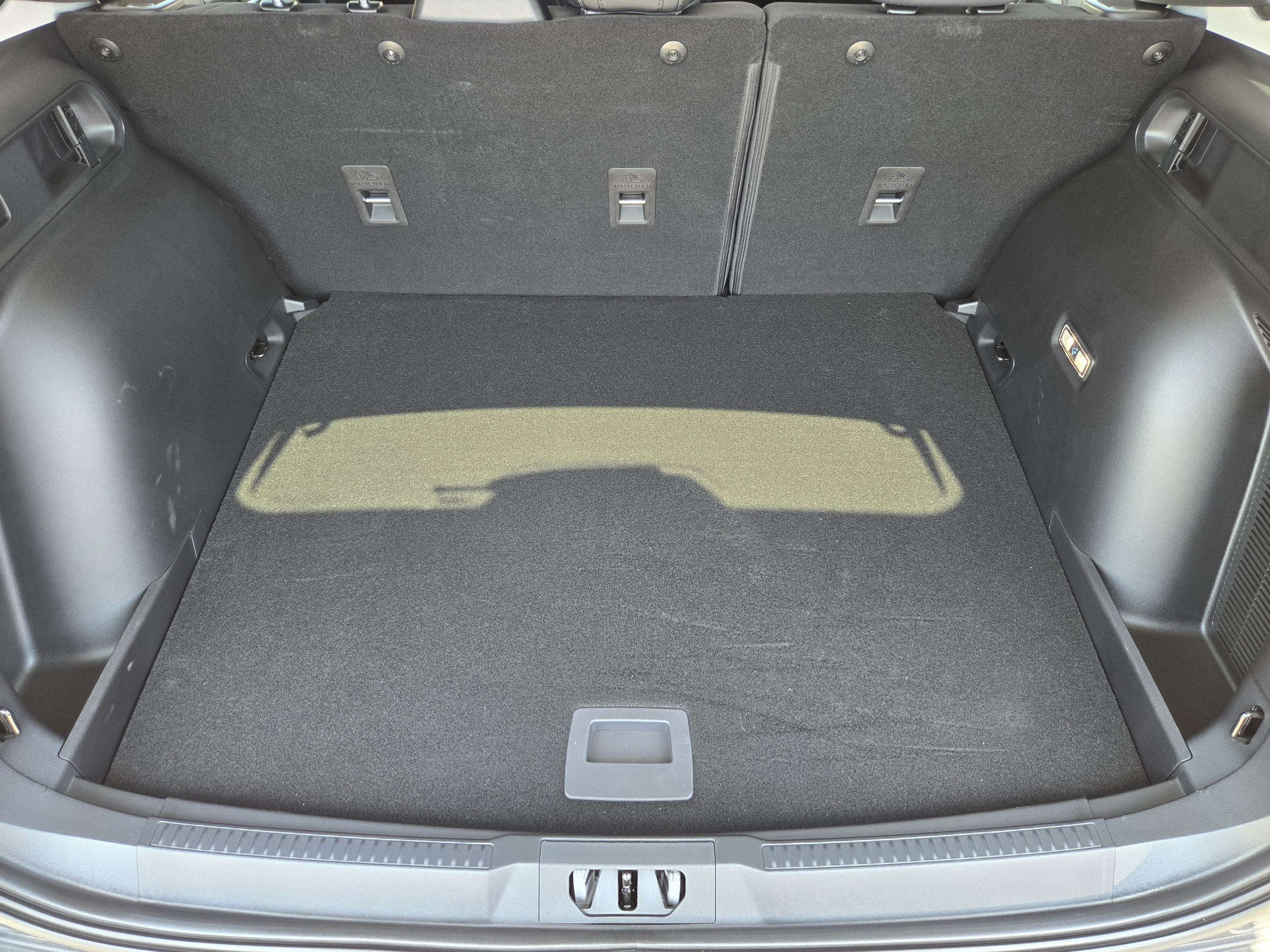 New 2026 Carbonized Gray Metallic Ford Big Bend image 21