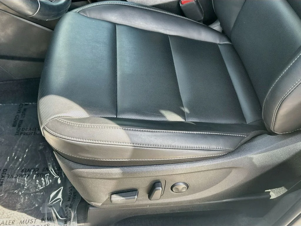 Used 2025 Gray Kia S image 19