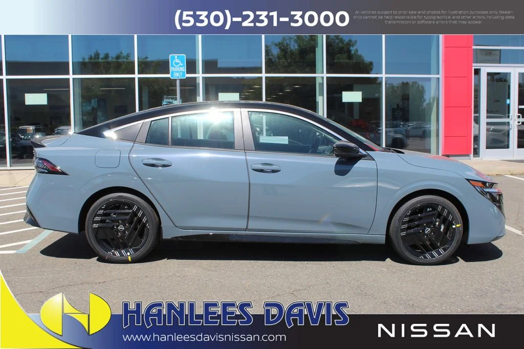 New 2026 Atlantic Gray Metallic / Super Black Two-tone Nissan SR image 6
