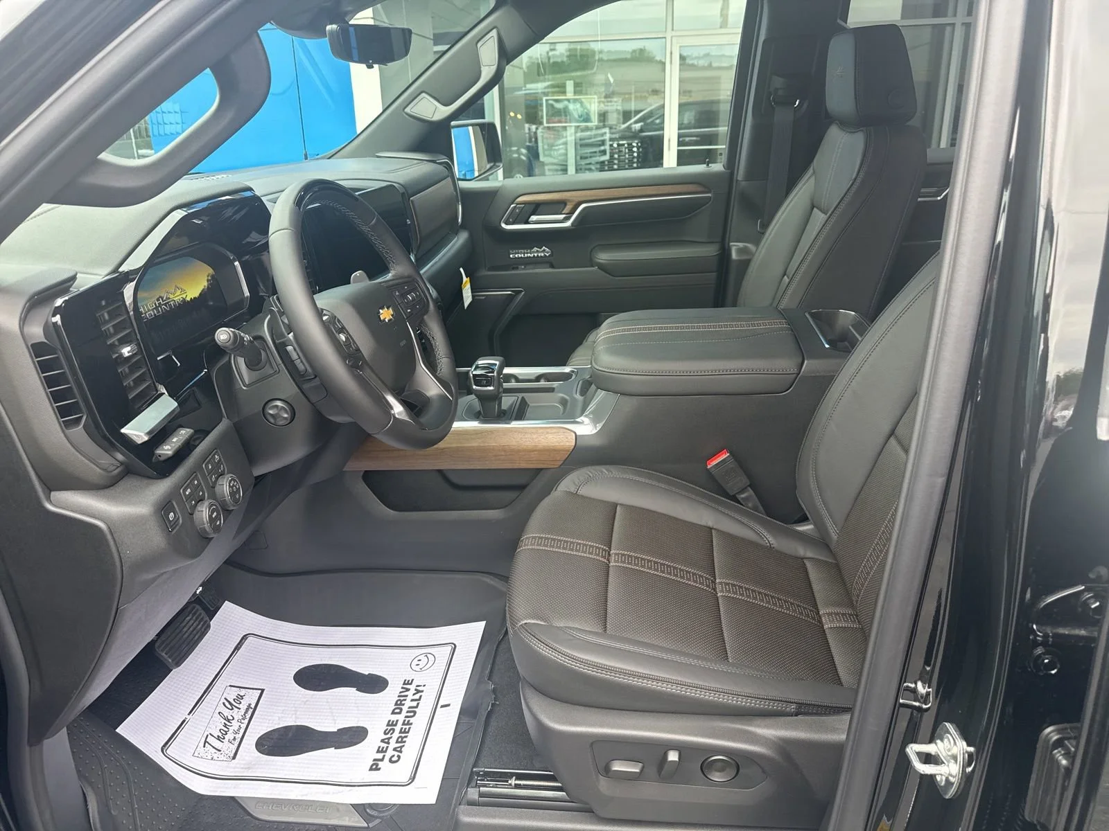 2026 Chevrolet Silverado 1500 High Country - Photo 17