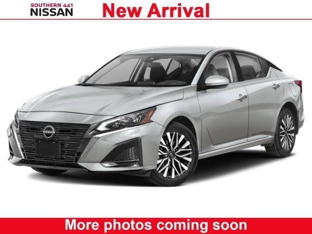 2024 Nissan Altima SV
