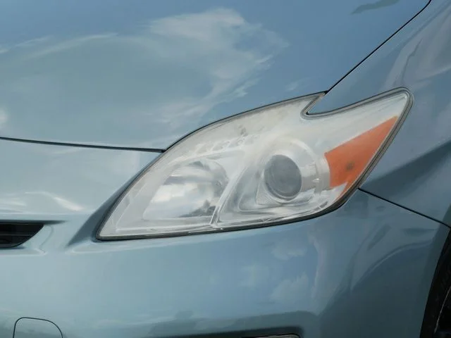 Used 2013 Pearl Toyota Three image 10