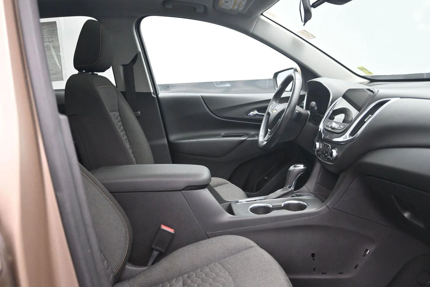 Used 2018 Sandy Ridge Metallic Chevrolet LT image 10