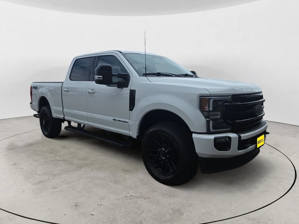 Used 2022 White Ford Lariat image 3