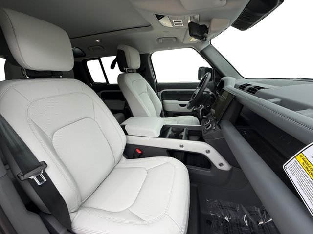 New 2026 Fuji White Land Rover S image 16