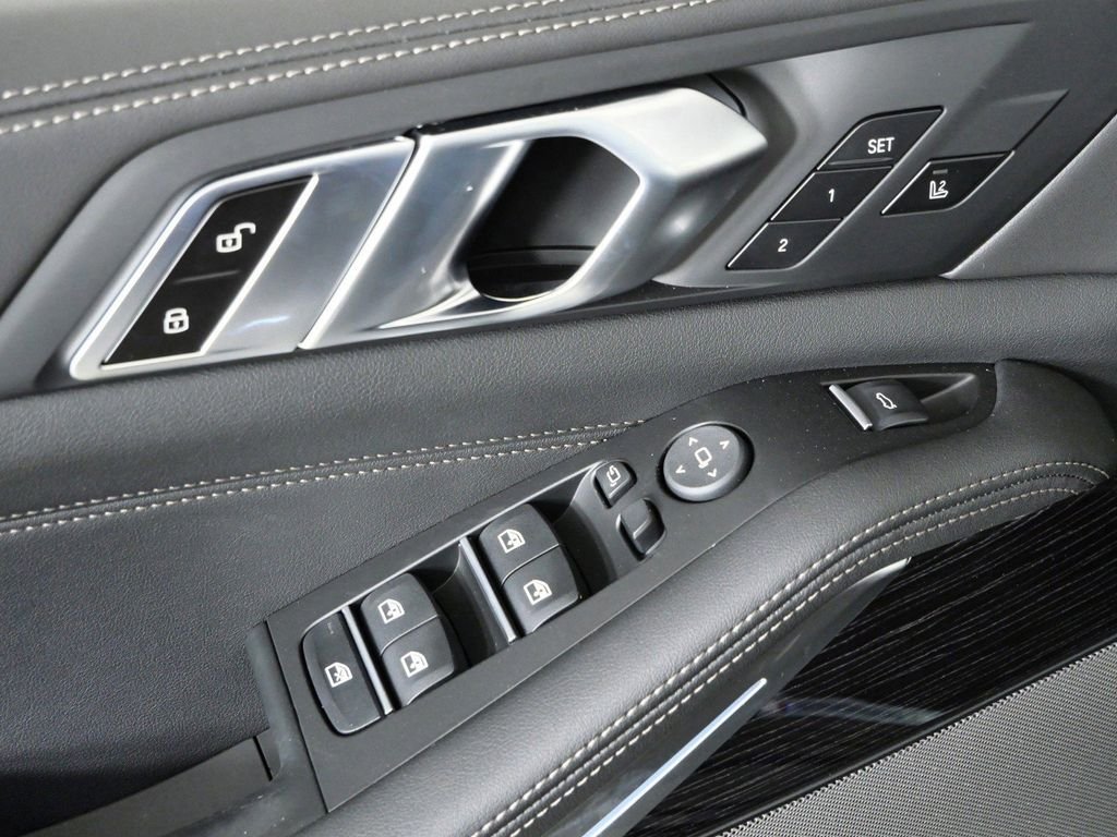 Used 2026 Carbon Black Metallic BMW xDrive50e image 38