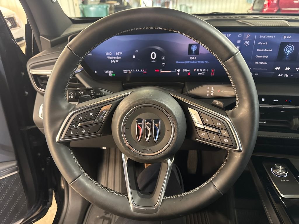 Used 2025 Black Buick Avenir image 20