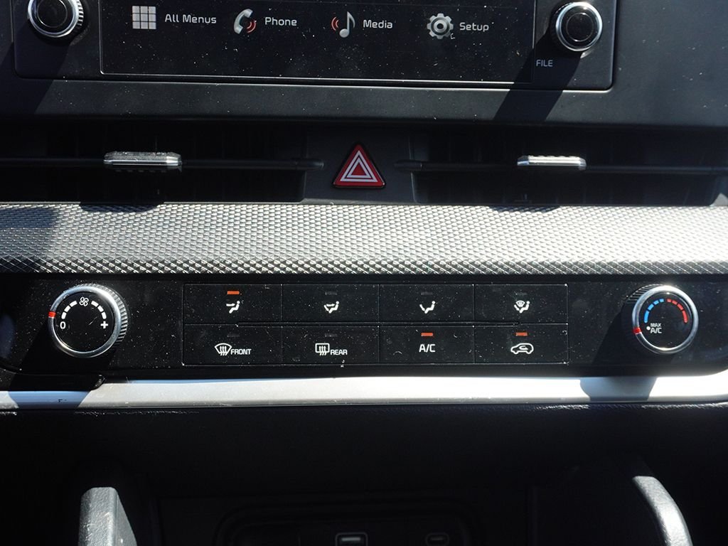 Used 2024 White Kia LX image 45