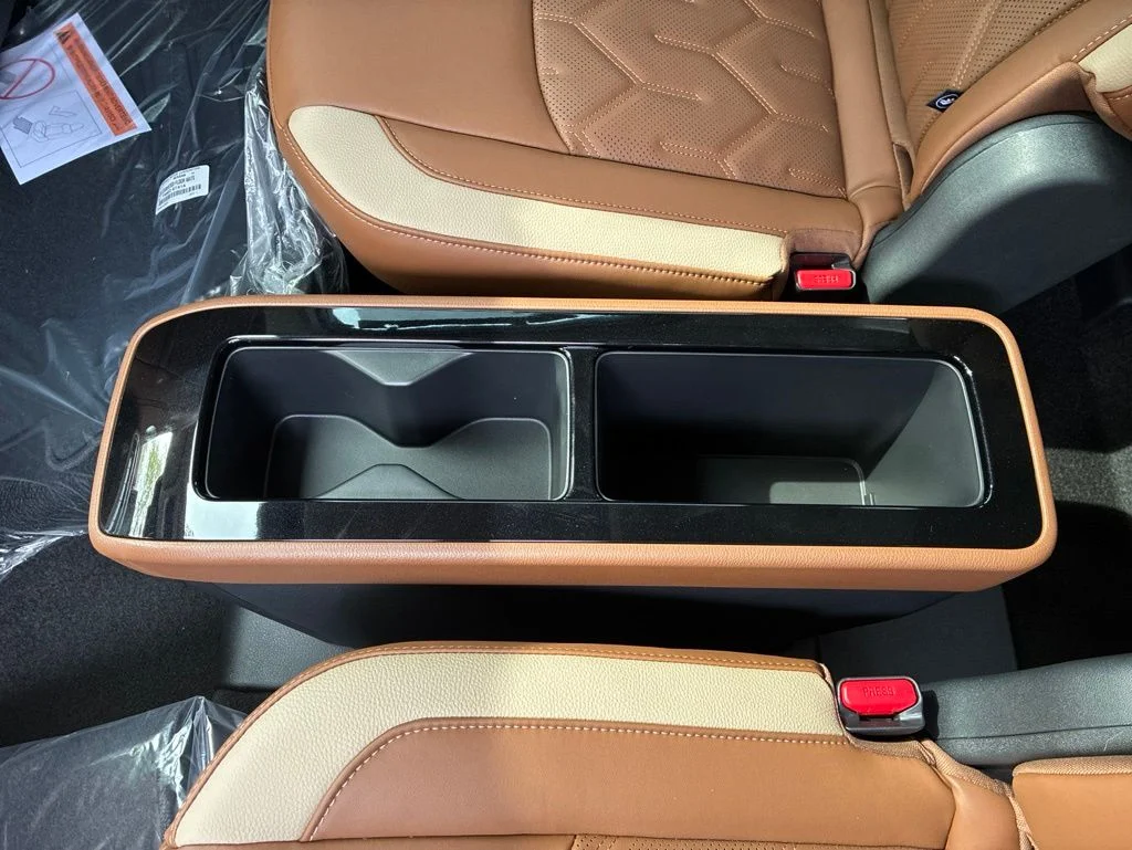 New 2026 Gray Nissan Platinum image 27