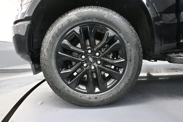 Used 2020 Black Ford Lariat image 13