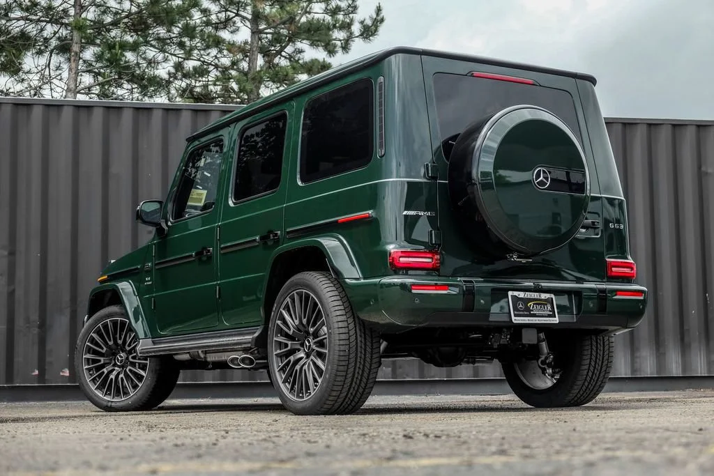 New 2026 MANUFAKTUR Deep Green Non-Metallic Mercedes-Benz G 63 AMG® image 42