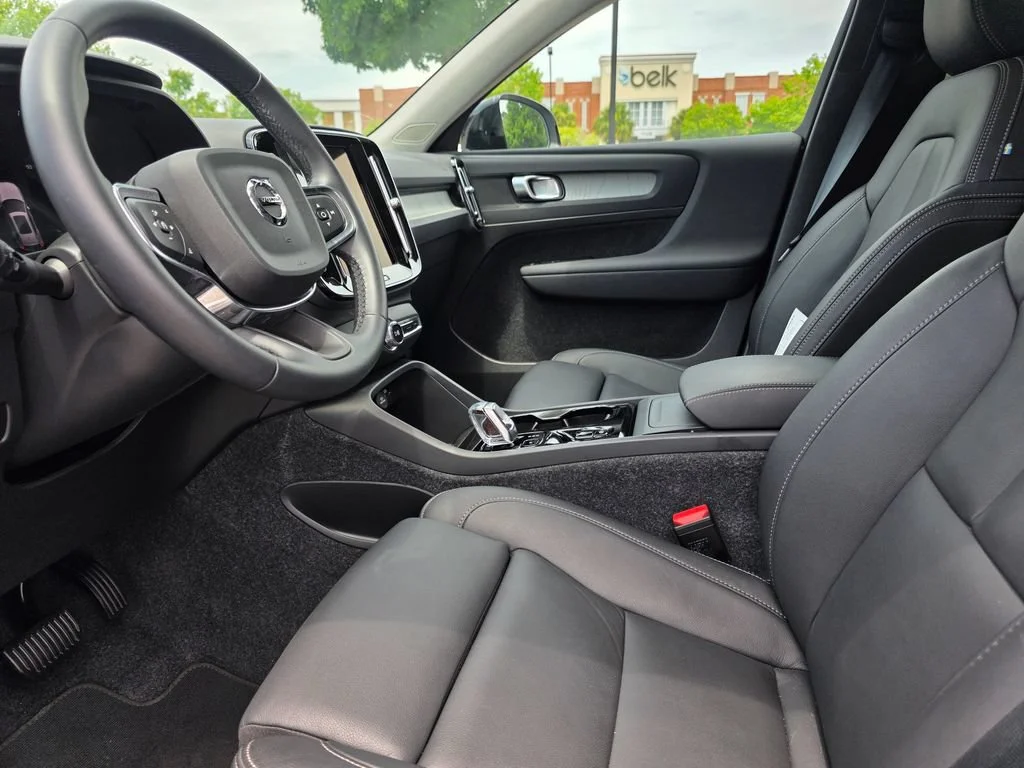 Used 2026  Volvo Plus image 14