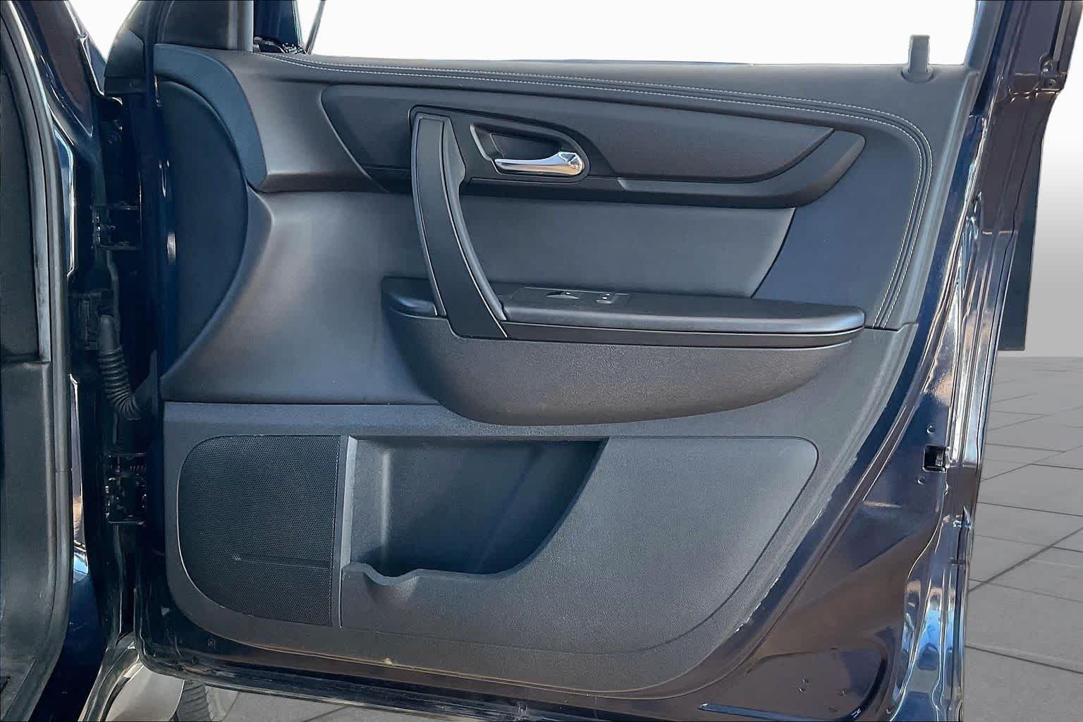 Used 2017 Blue Velvet Metallic Chevrolet LT image 21
