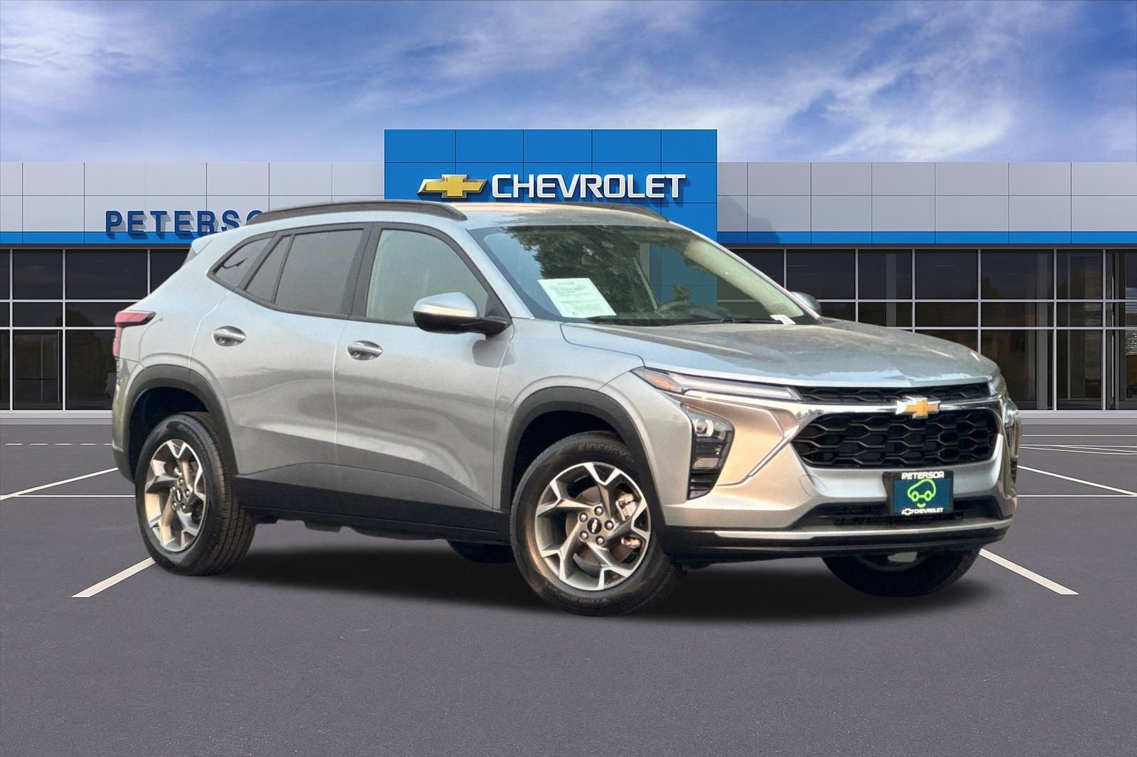 Used 2025 Gray Chevrolet LT image 2