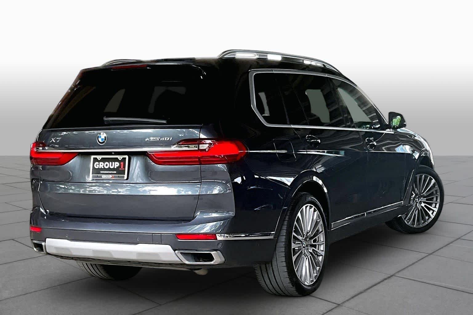 Used 2021 Arctic Grey Metallic BMW xDrive40i image 12
