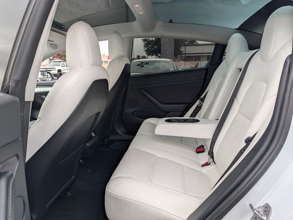 2022 Tesla Model 3 Base - Photo 11