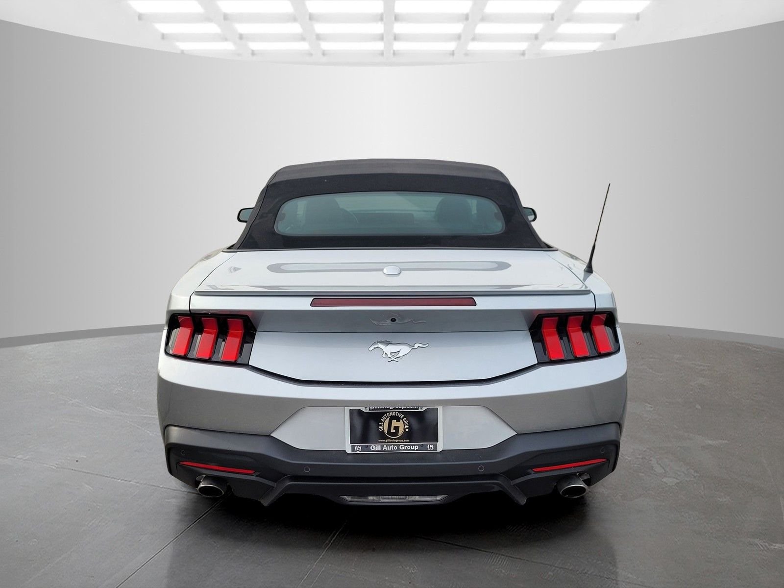 2024 Ford Mustang EcoBoost Premium photo 4