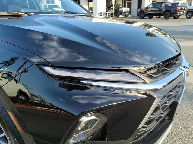 Used 2026 Black Chevrolet 2LT image 10