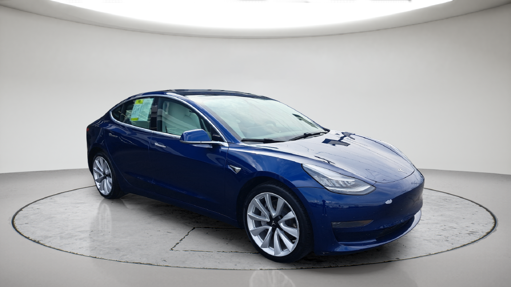 Used 2020 Blue Tesla Long Range image 3