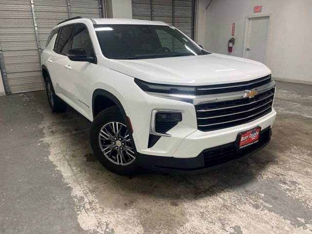 2025 Chevrolet Traverse LT