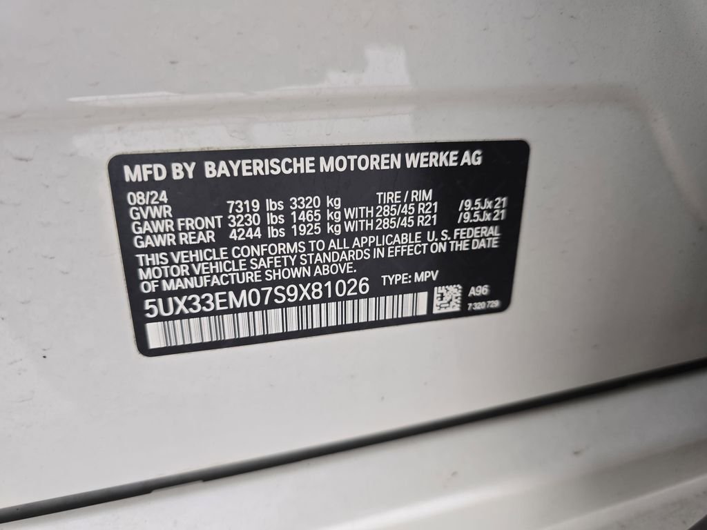 Certified Used 2025 Mineral White Metallic BMW M60i image 32