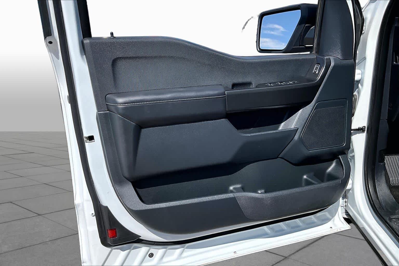 Used 2025 Oxford White Ford STX image 20