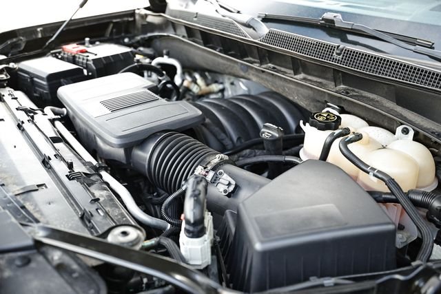 Used 2022 Black Chevrolet High Country image 33