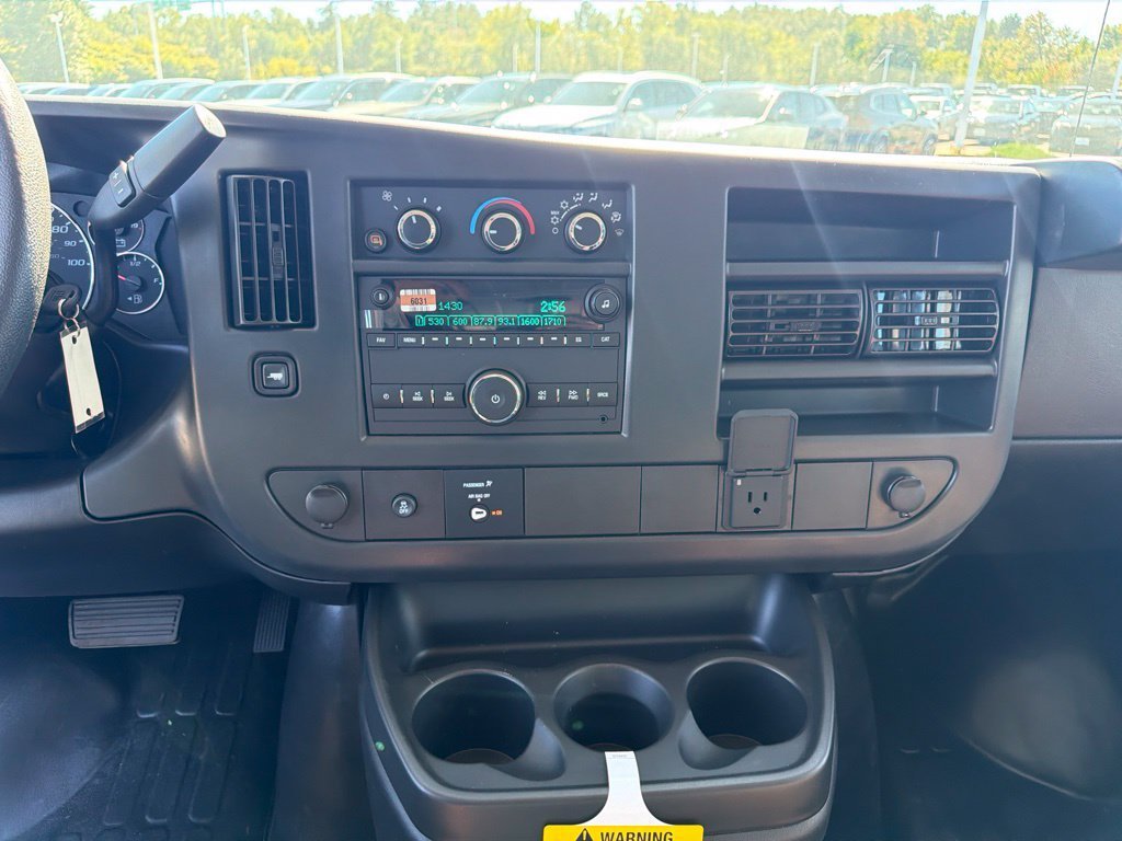 2026 GMC Savana Cargo Work Van - Photo 8