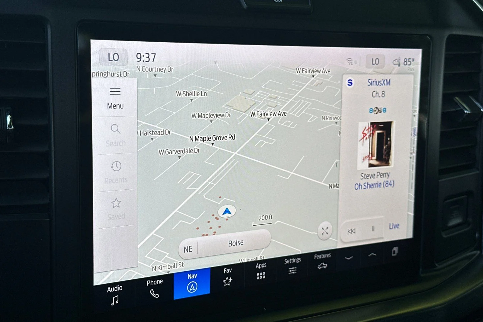 Used 2025  Ford Lariat image 18