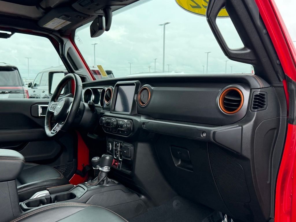Used 2022 Red Jeep Mojave image 19