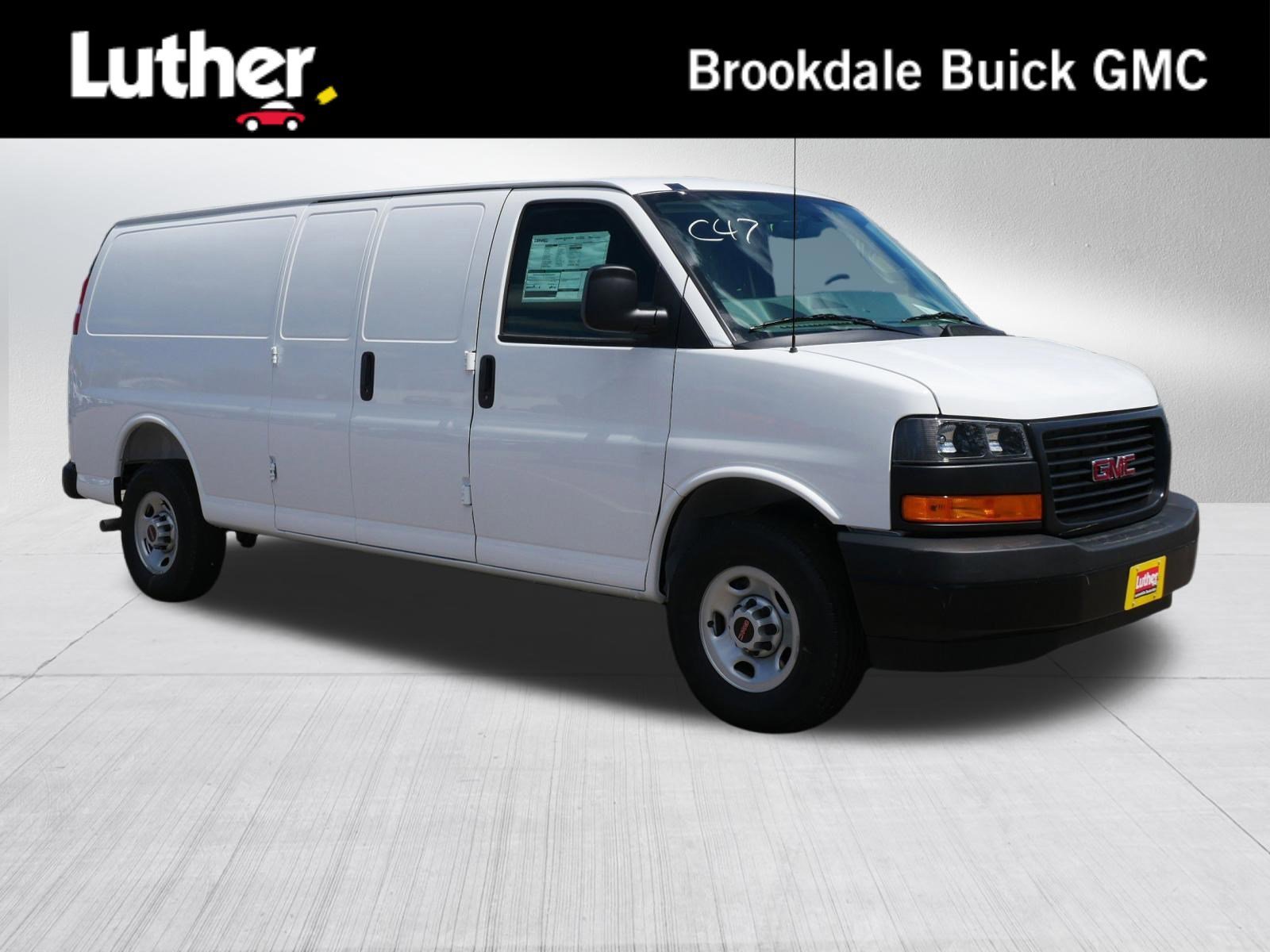 2026 GMC Savana 3500 Ext WB's photo