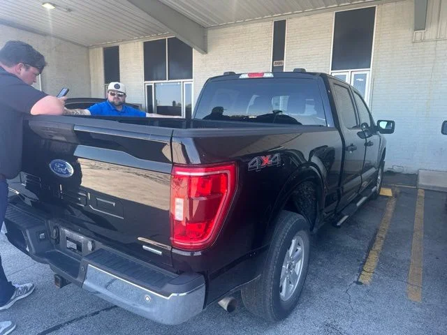 Used 2023 Black Ford XLT image 3