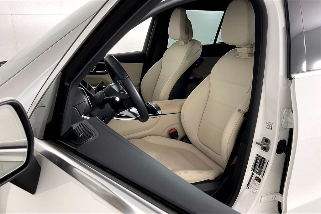 2025 Mercedes-Benz GLC Base - Photo 17
