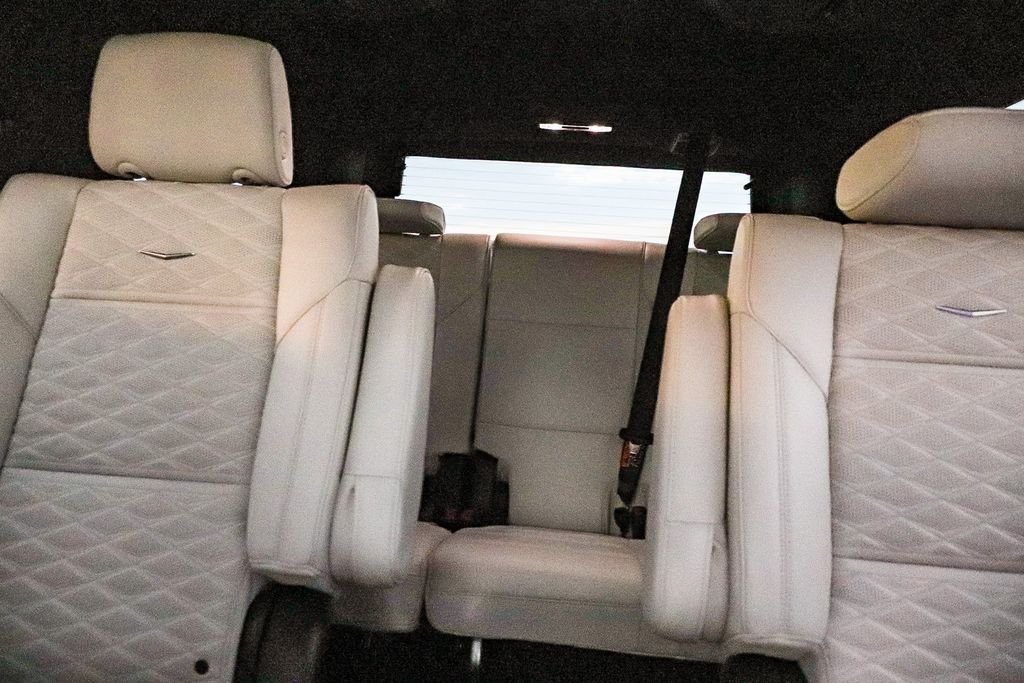 Used 2025 Crystal White Cadillac V-Series image 26