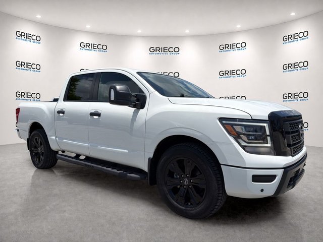 2024 Nissan Titan SV